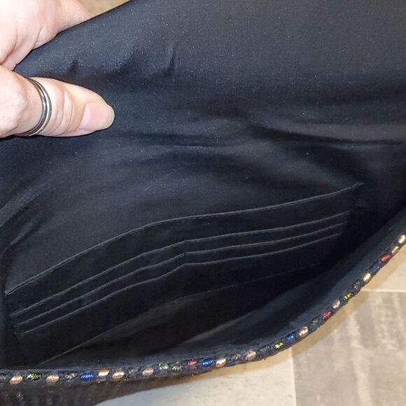 NWOT Metallic Striped Fringe XL Clutch - Picture 6 of 9